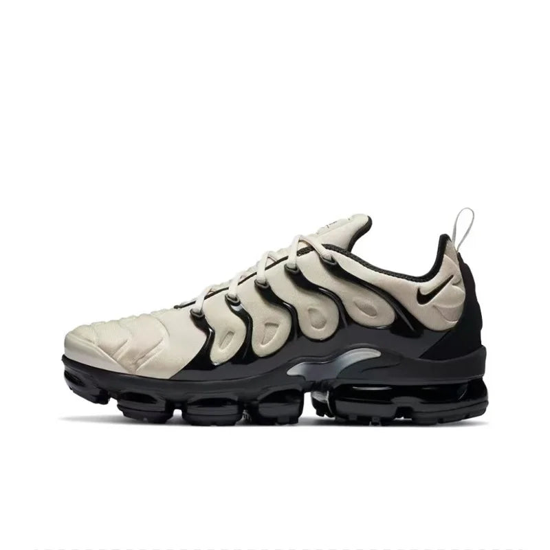 Original Nike Vapormax Plus Triple Black White men women air max Sneakers outdoors Sports Shoes