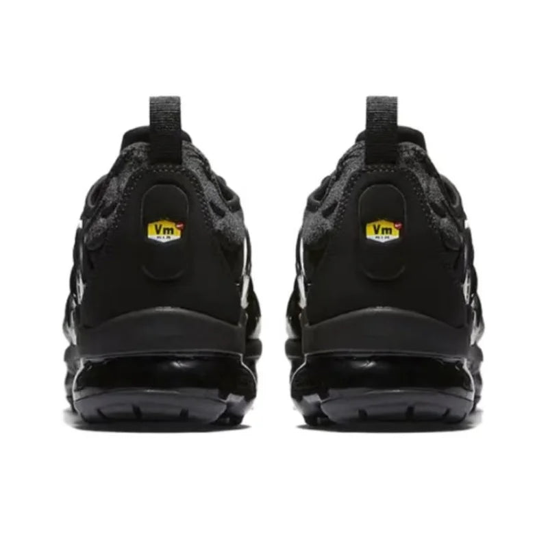 Original Nike Vapormax Plus Triple Black White men women air max Sneakers outdoors Sports Shoes